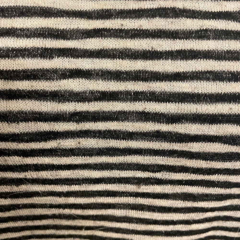 W5 Striped Top - Picture 2 of 5